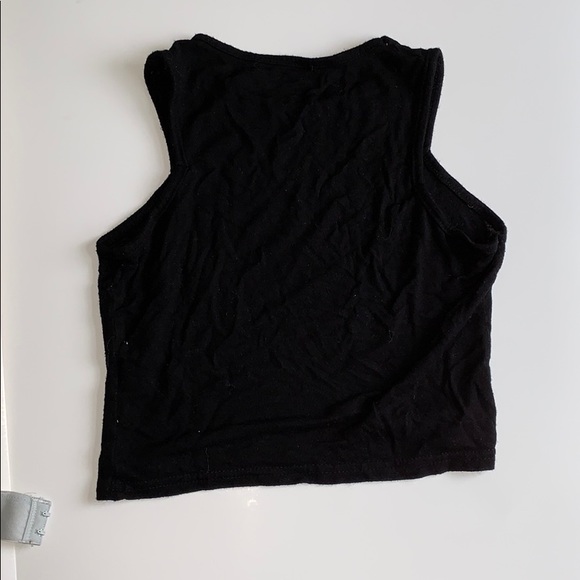 Basic plain black crop top - Picture 2 of 2